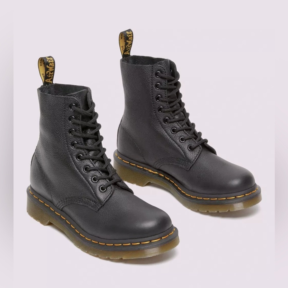 Women’s Pascal 1460 Boots - Dr.Martens